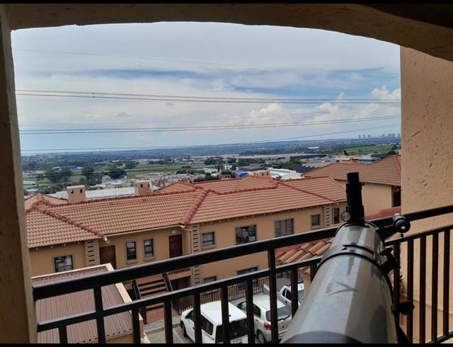 3 BEDROOM PROPERTY TO RENT IN SUNNYROCK